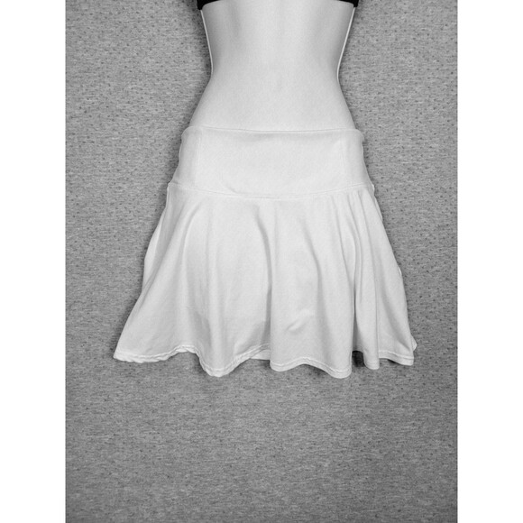 SO Juniors Medium Short Tennis Skirt With Under Shorts White Preppy Cute EUC - Picture 1 of 8